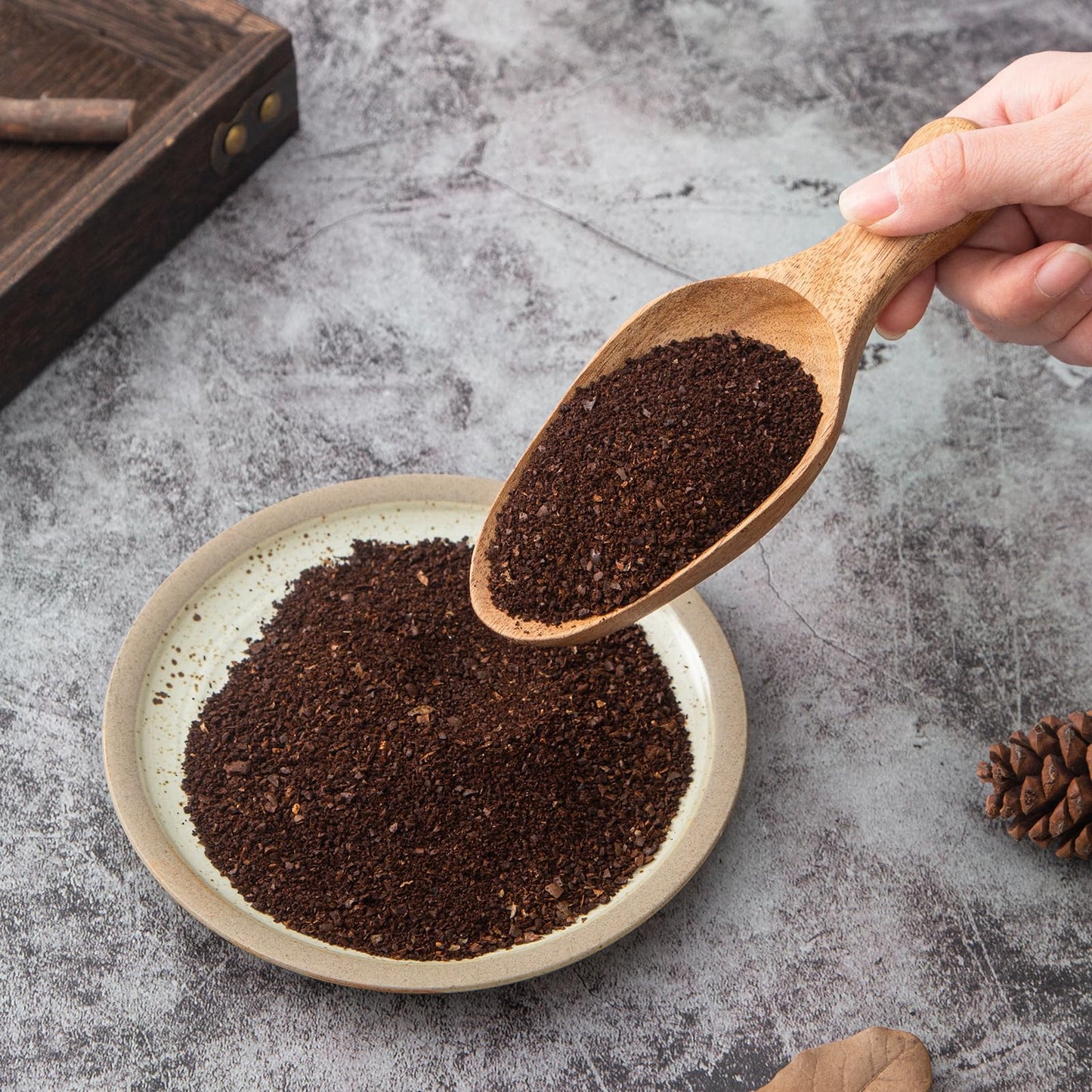 Big Wooden Scoop Shovel, Large Coffee Scoops for Ground coffee, 2PCS Acacia Wood Bean Salt Spoons, Wooden Scoops for Jars Canisters, Kitchen Scoops for Flour Laundry Scoop Multi-purpose