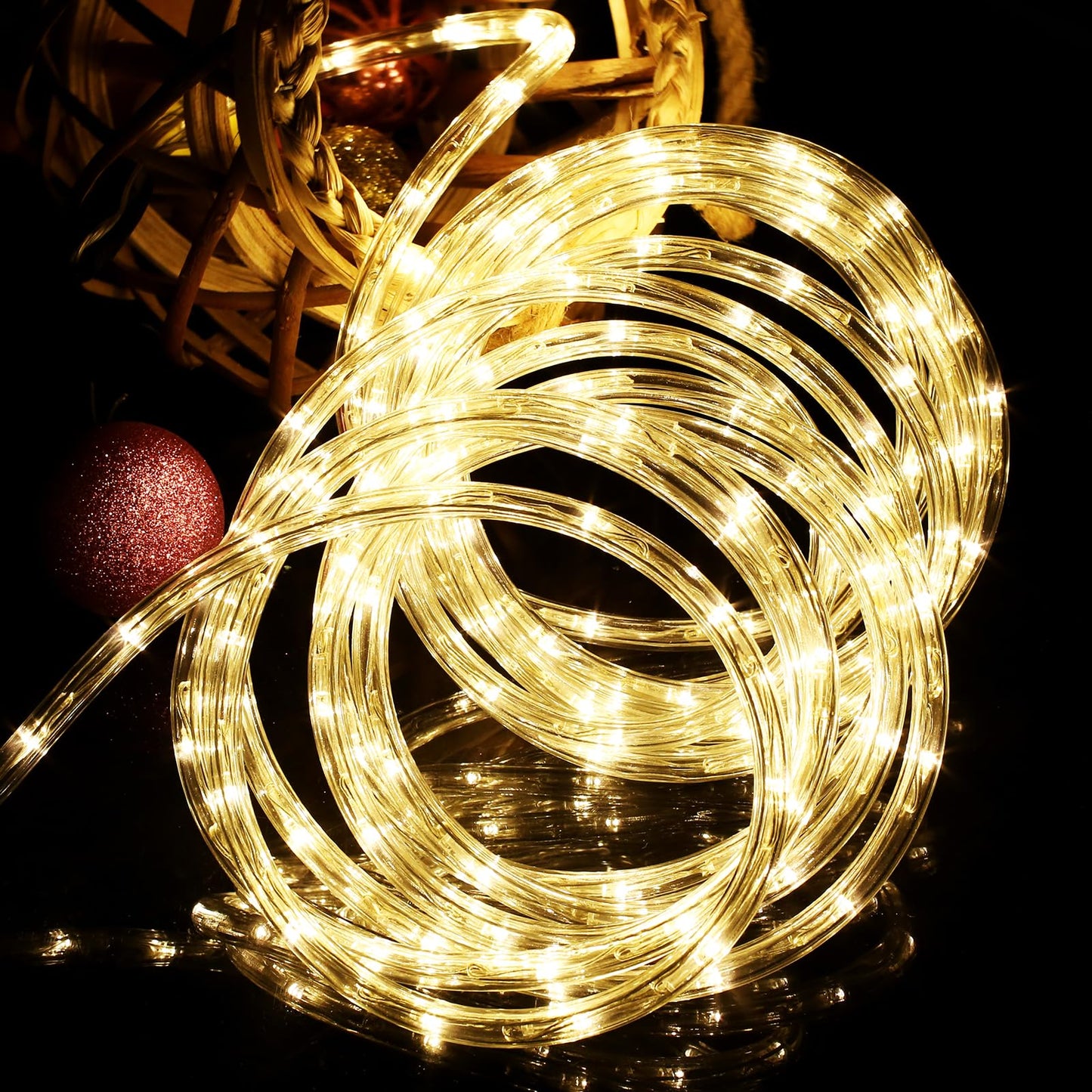 Lepro Outdoor Rope Lights Mains Powered, Connectable, 10m/33ft 240 LED Outdoor Garden Lights Plug in, Bright Warm White, Waterproof 10mm Thick Rope Lighting for Garden, Patio, Tree, Pathway, Christmas