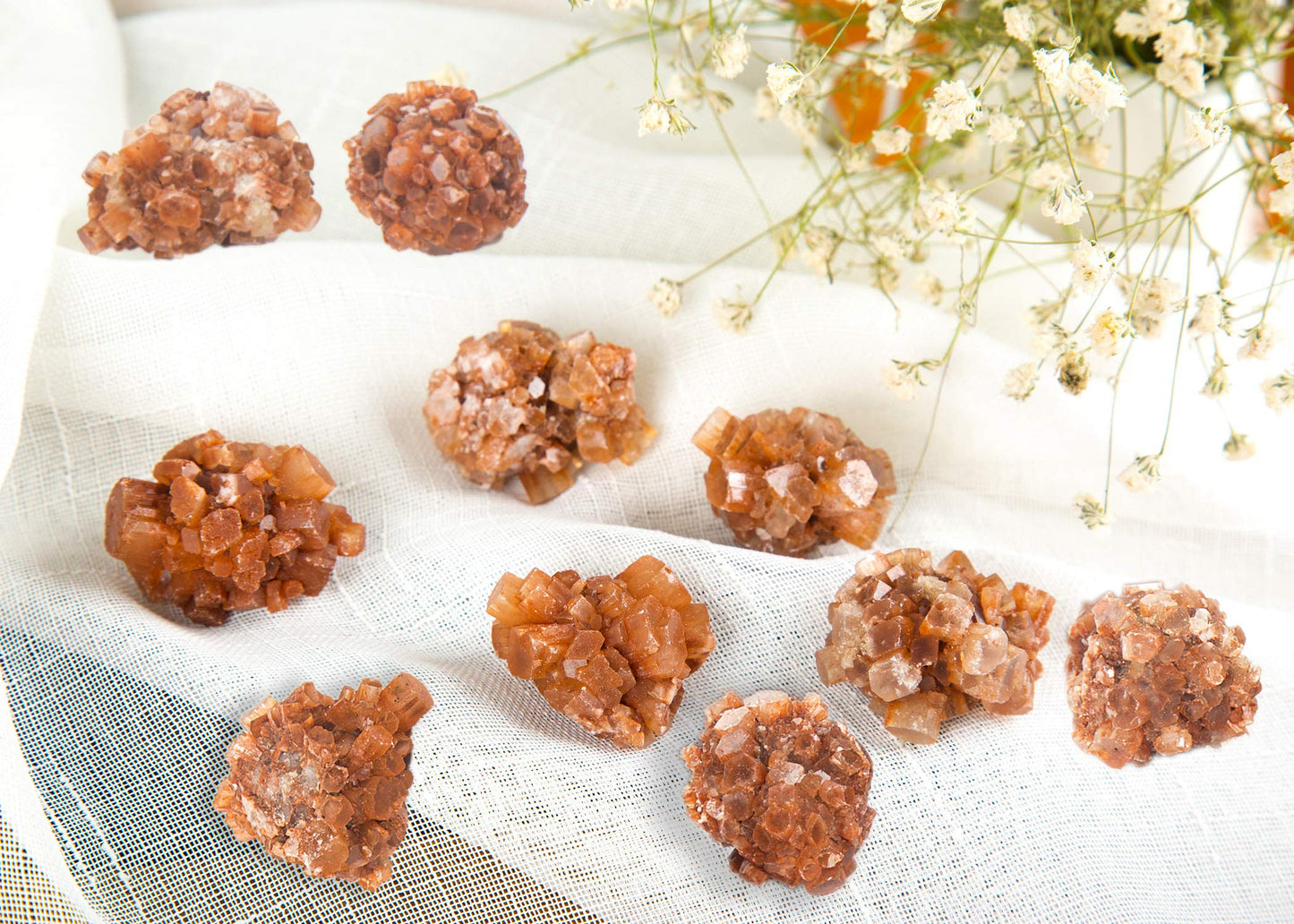 JIC Gem 10 pcs Beautiful Natural Aragonite Crystal Cluster Healing Crystal Quartz Cluster Irregular Home Decoration Specimen Figurine(3-4cm
