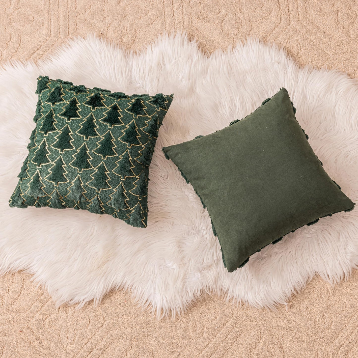 AQOTHES Christmas Tree Green Throw Pillow Covers 18x18, Soft Faux Fur Sequins Throw Pillows for Couch Sofa Bed Room Cushion Covers Holiday Decorations