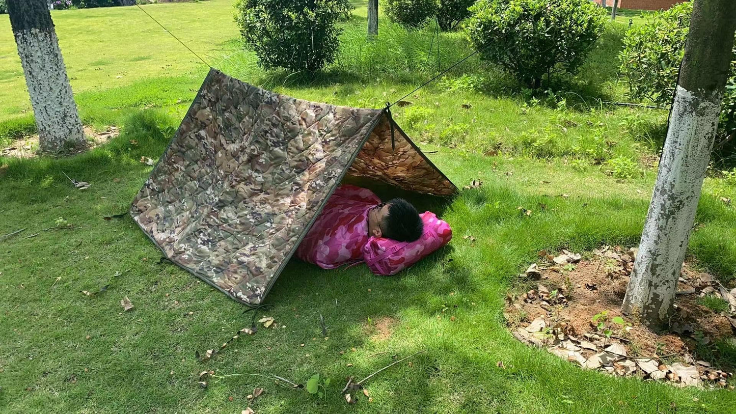 GHILEO Camo Poncho Liner, Army Blanket, Military Sleeping Bag, with A Compression Carrying Bag, for Traveling, Hiking, Camping, Outdoor Survival, Car Blanket
