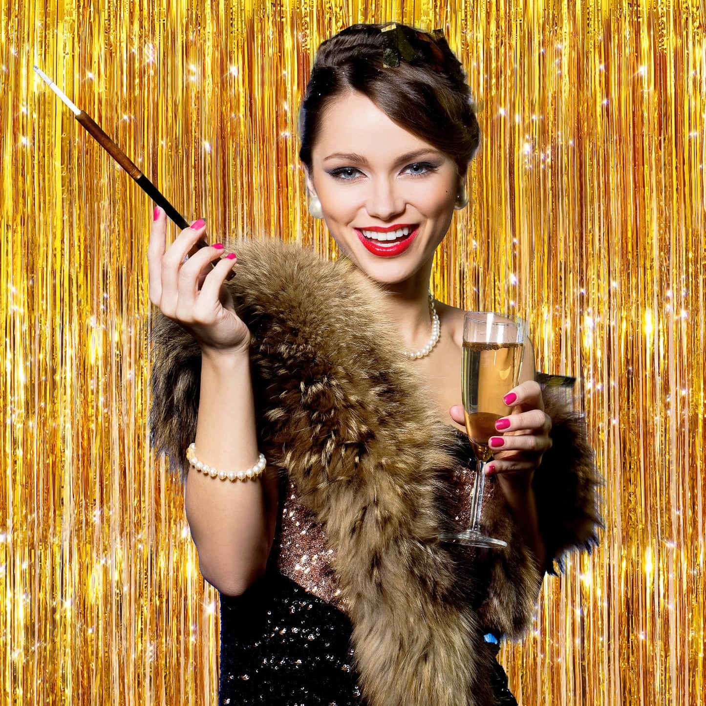 2Pack Gold Party Streamers, Gold Metallic Tinsel Streamers for Birthday Wedding Party Decors Graduation, Baby Shower, Photo Booth Props for Bachelorette Decors Xmas Halloween Party Supplies Backdrop