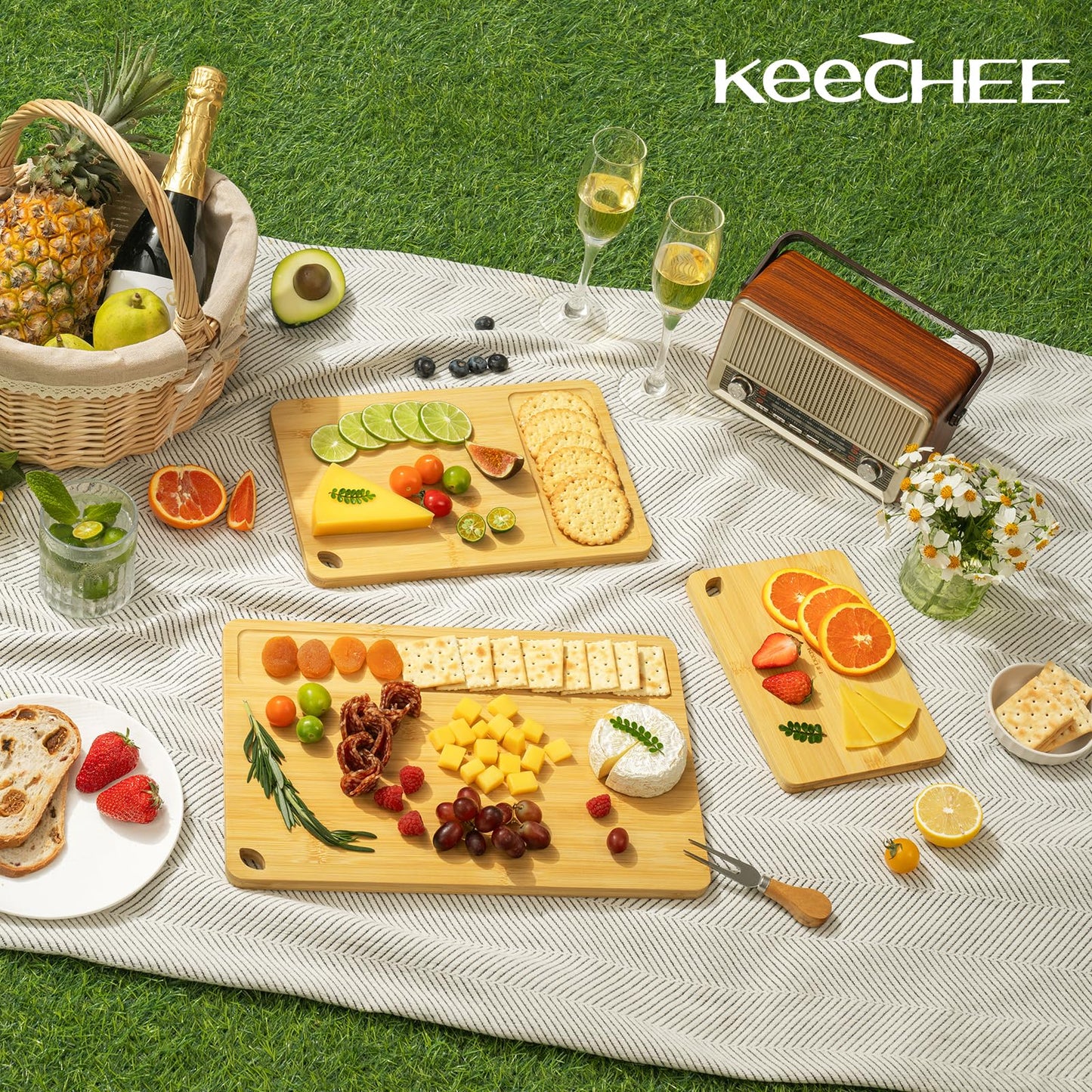 Bamboo Cutting Board, Durable Wood Cutting Boards for Kitchen with Deep Juice Grooves & Built-in Handles, Ideal Charcuterie & Chopping for Meat, Vegetables and Fruits Ideal Kitchen Gifts