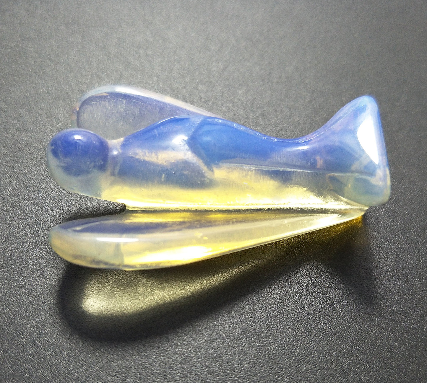 Mina Heal Opalite Stone Angel Figurines, Pocket Angel Opalite Stone Crystal Figurines, Small Stone Angel Statue for Prayer and Reflection, Spiritual Accessories and Religious Gifts (Set of 2)