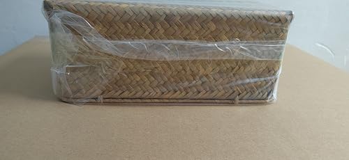 Wicker Storage Basket Woven Rattan Storage Box With Lids Seagrass Laundry Baskets Makeup Organizer For Bathroom, Living Room, Kitchen (M)