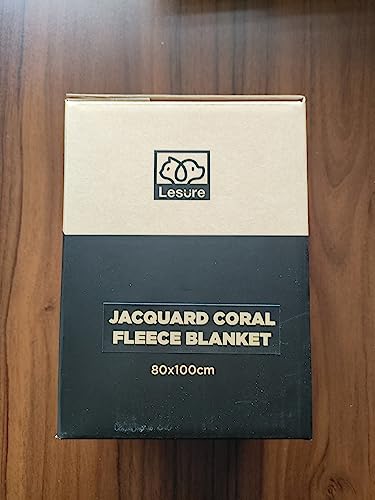 Lesure Large Dog Blanket Washable - 80x100cm Waterproof Blanket for Medium Dogs and Large Cats, Soft Pet Throw Protects Bed and Sofa with Soft Plush, Grey