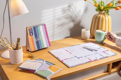Busy B A3 Desk Pad in Floral with 36 Tear-off Sheets, Reminders, Notes and Handy Year Planner