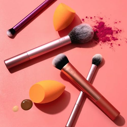 Real Techniques 5 Piece Everyday Essentials Makeup Brush Set, Includes 4 Brushes & Makeup Sponge, For Foundation, Blush, Bronzer, Contour, Eyeshadow, & Powder, Travel Gift Set, Cruelty-Free & Vegan