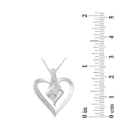 Amazon Essentials Diamond 3 Stone (1/4 cttw)18" Pendant Necklace (previously Amazon Collection)