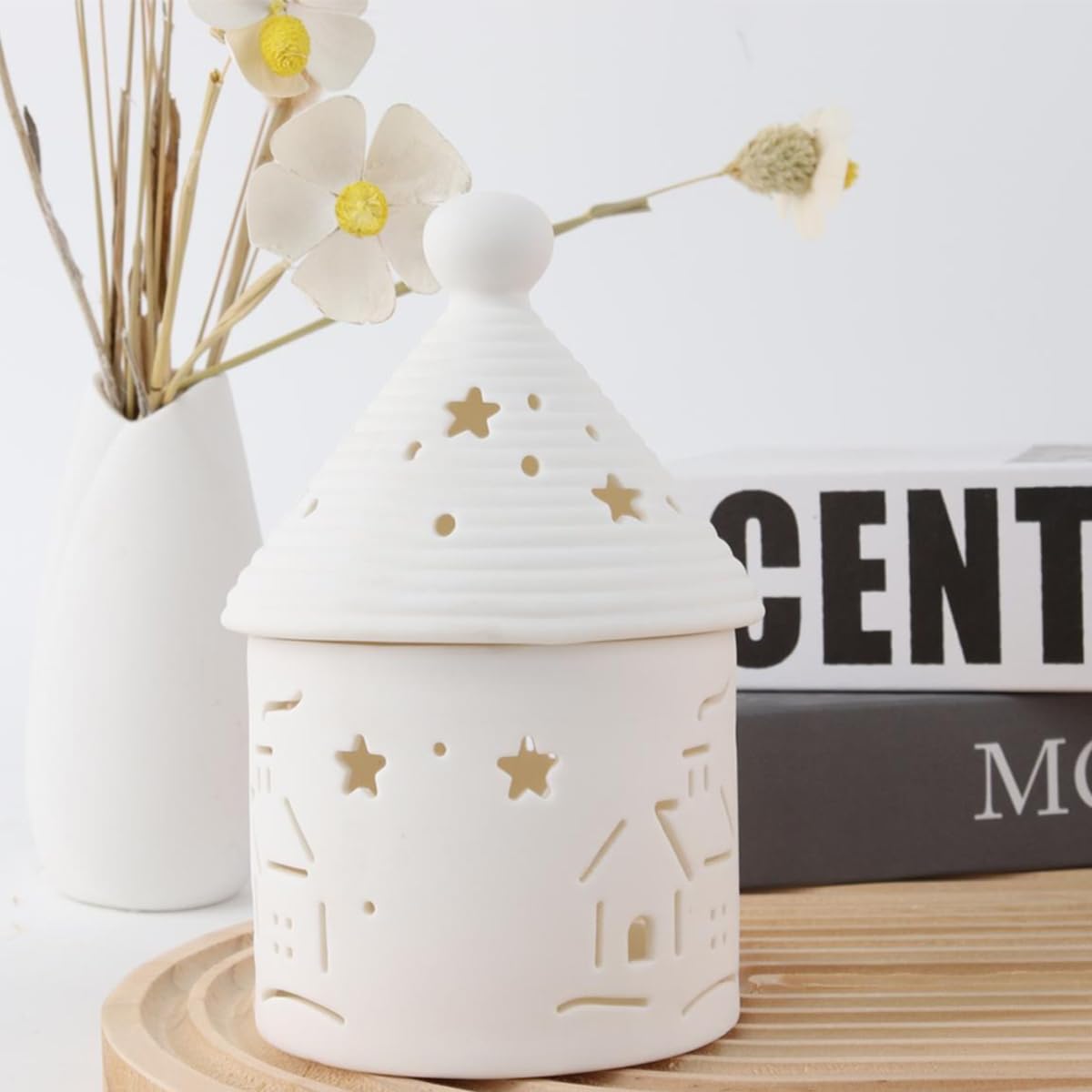 Ceramic House Christmas Decoration Tealight Holder Handmade Candle Holder Matt White for Mantel Windows Decoration
