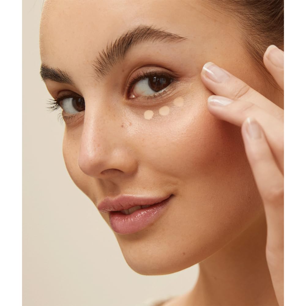 NIVEA Hyaluron Cellular Filler 3-in-1 Eye Care Concealer Agent (4 ml), Anti-Age Concealer with Hyaluron, Pen for Dark Circles, Redness and Pimples