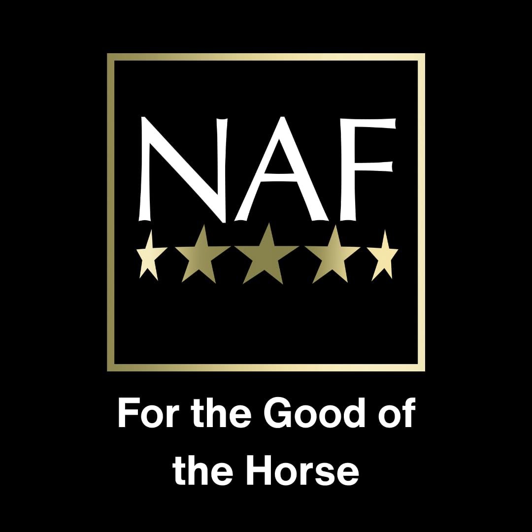 NAF Hoof Oil 500ml – Traditional Gloss Finish for Horse Hooves – Enhances Appearance & Maintains Hoof Health – Ideal for Daily Use & Show Preparation