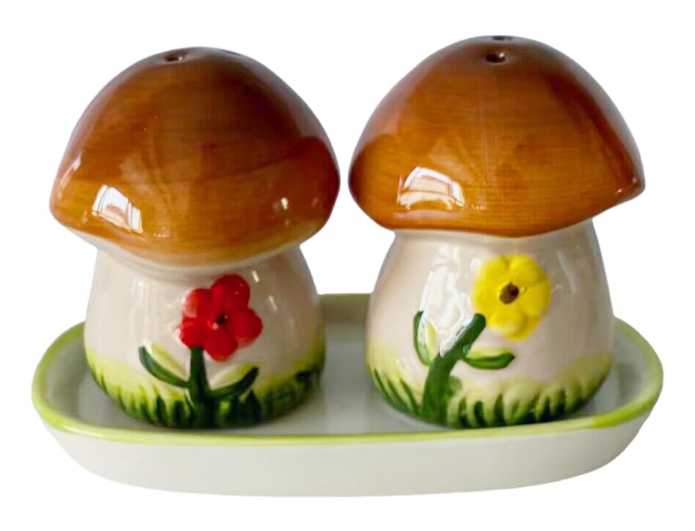 Hand painted 3D Ceramic Salt & Pepper Shaker Set, Mushrooms