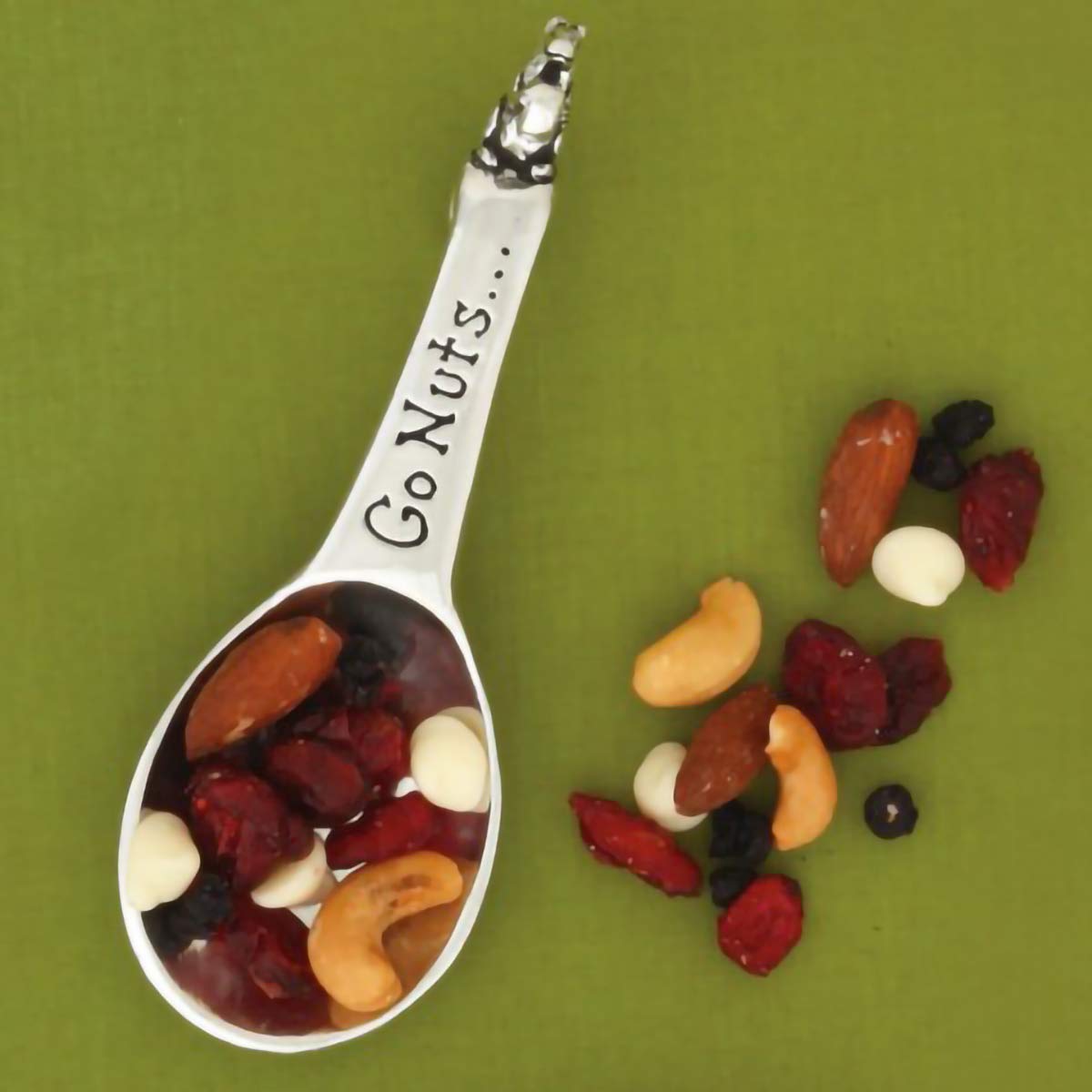 Basic Spirit Kitchen Décor Spoon - Home Decorative Scoop for Nut, Salt, Ice Ceram, Condiments, Coffee Bar Accessories