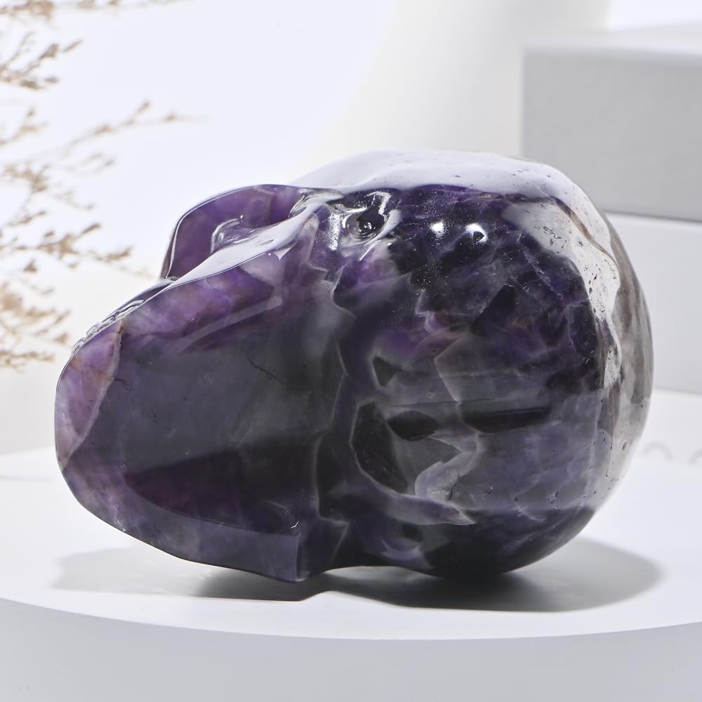 Bmuafry 5''Natural Dreamy Amethyst Crystal Skull Head Hand Carved Reiki Healing Stone Statue Healing Home Office Art Room Decoration