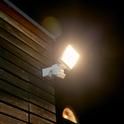 Steinel LED Spotlight XLED Home 2 S White, Adjustable Floodlight, Exterior Light, 13.7 W, 180° Motion Sensor Spotlight for Garden, Patio Garage or Warehouse , 19.4 x 18 x 16.1 cm