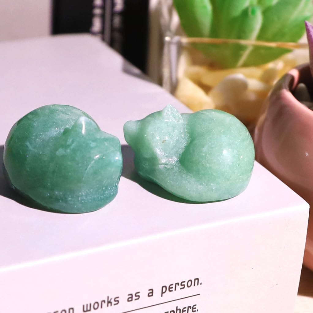 QINJIEJIE Green Aventurine Cat Crystals Decor Sleeping Cat Statue Healing Stone Decor Gifts Hand Carved Gemstones Figurine Office Room Home Desk Decorations Cute Gem Lucky Energy Gifts for Women Men
