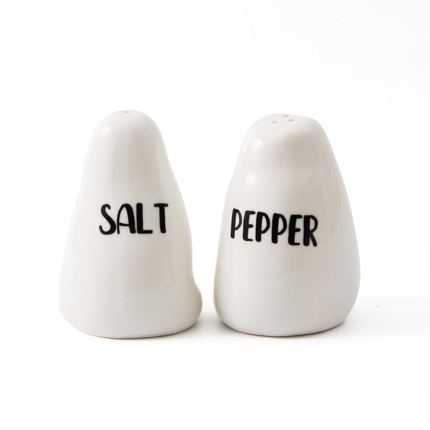YumiPLUS Ceramic Salt and Pepper Shakers Set of 2, Small Porcelain Seasoning Jars, Mini White Spice Shakers for travel/BBQ/salad/beef, Unique Farmhouse style Kitchen Decor, Cute Housewarming gift
