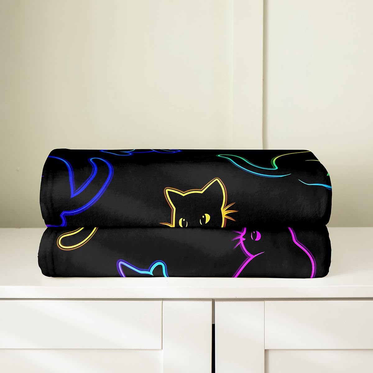 Feelyou Cat Flannel Fleece Throw Blanket Halloween Themed Throw 50"x60" Trick or Treat Fleece Throw Blanket for Kids Women Men Scaredy Cat for Bed Couch Chair Living Room Cute Kitten Bedroom Decor