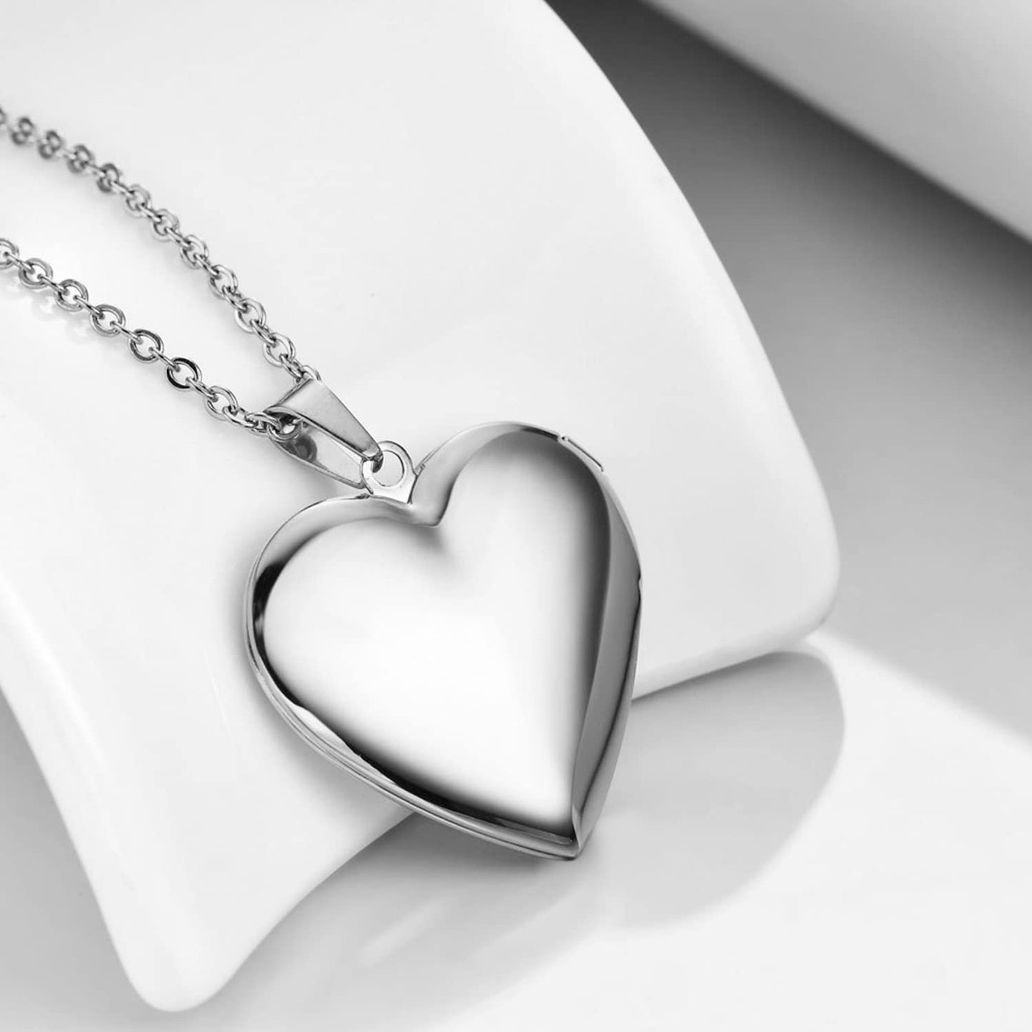 PHOCKSIN I Love You Sister Photo Lockets That Holds Pictures Birthday Gifts From Sister Silver Heart Locket Necklace for Best Friend