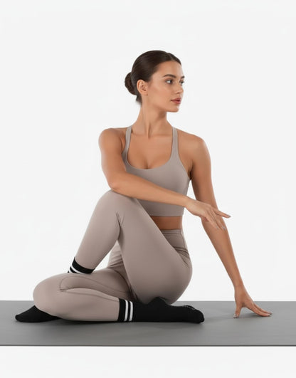 Irisbear Womens Pilates Socks with Grips Non Slip Yoga Socks Barre Hospital Athletic Grippy Socks for Women 3 PACK BLACK WHITE GRAY