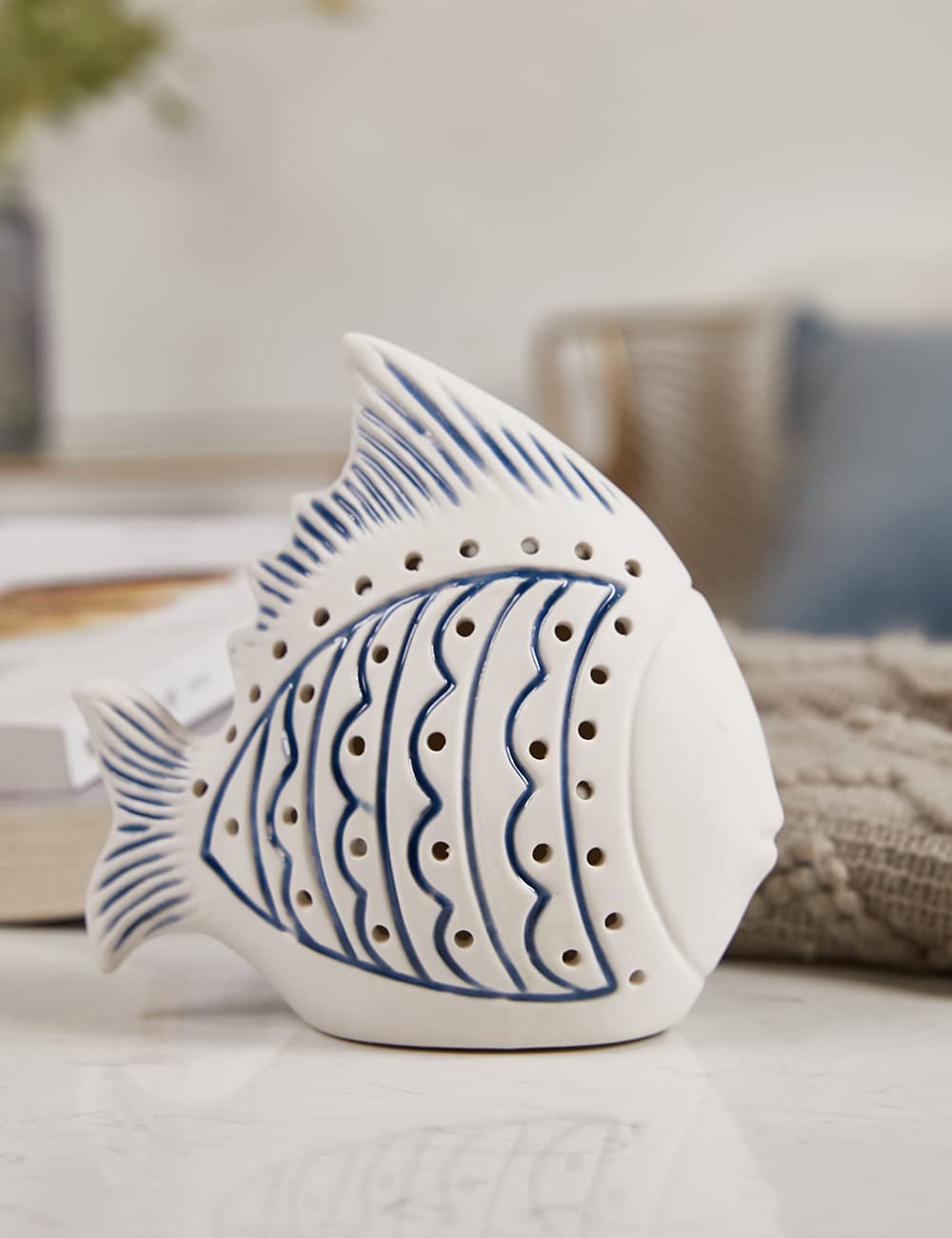SEINHIJO Fish Statue Figurine LED Ocean Decor Modern Sculpture Home Gift for Table Centerpiece Art Ceramic 5.5 Inch