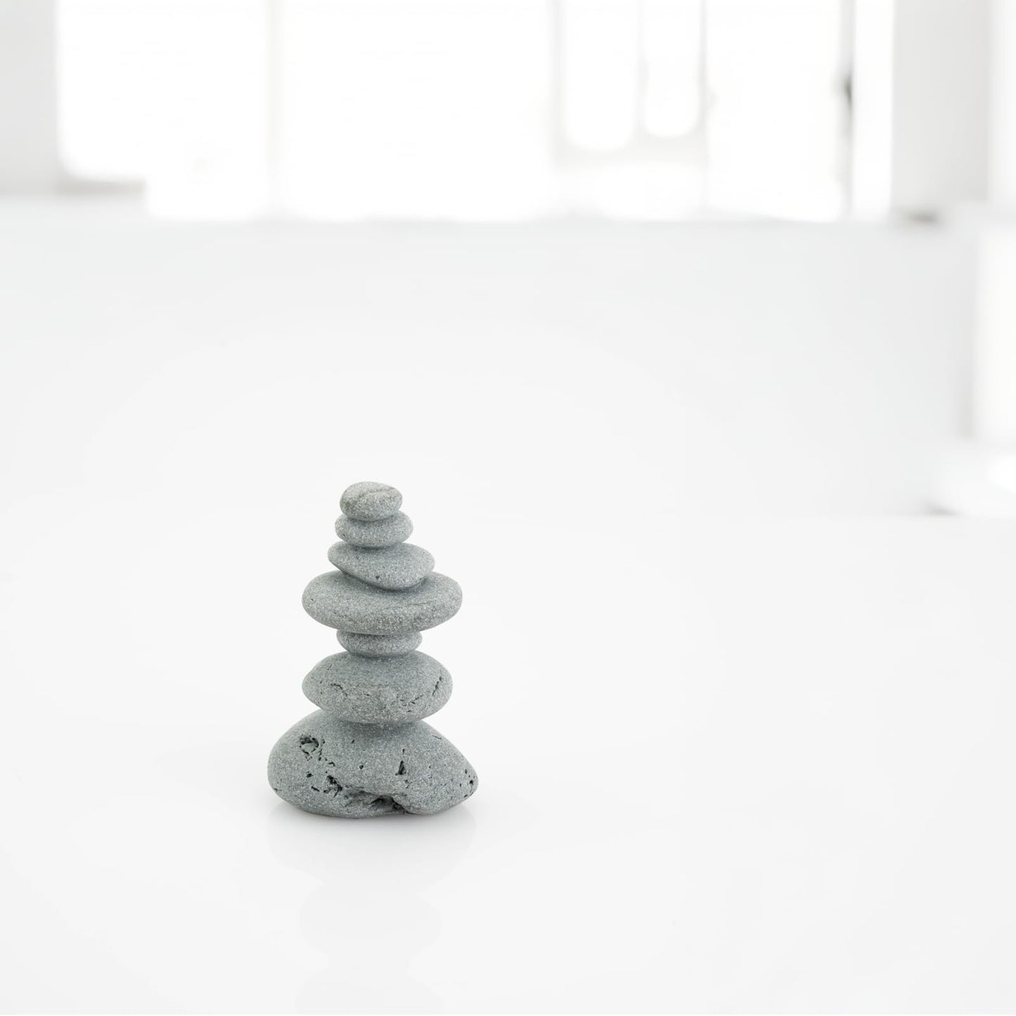 SiissaPeksid Aquarium Decor,7-Stone Mini Stacked Zen Rock Stone Decor – Balanced Stones Cairn Statue for Garden, Fish Tank, and Micro Landscape (3.7" H)