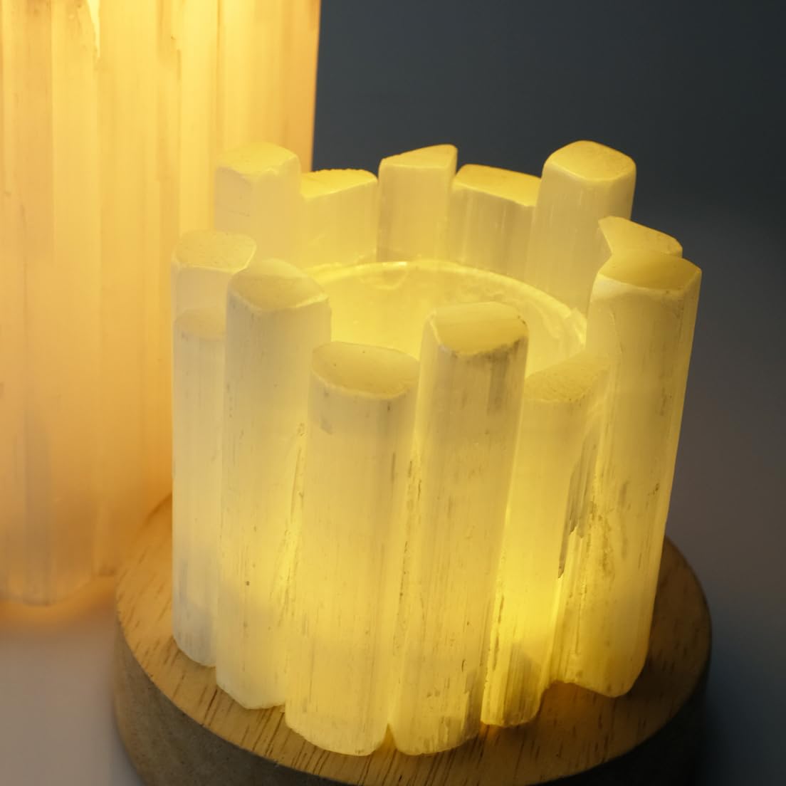 Selenite Candle Holder - Healing Crystal Tealight Holder for Meditation Tranquility & Energy Balance - Irregular Cylindrical Selenite Lamp Crystal for Healing Stone