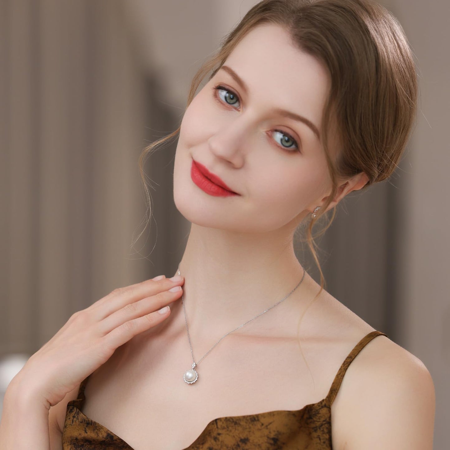 Orapearl Freshwater Pearl Pendant Necklace AAAA 10-10.5mm Elegant Jewelry Gift for Wife Mom Girlfriend Her Women with 925 Sterling Silver Chain June Birthstone for Anniversary Birthday Wedding