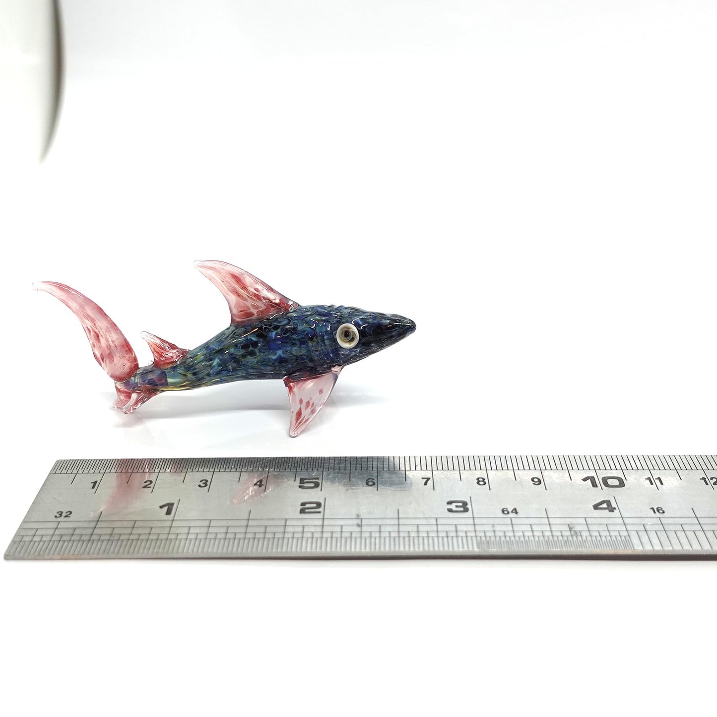 Sansukjai Shark Tiny Hand Blown Color Glass Art Figurines Animals Collectible Gift Home Décor (Marble Black Pink)