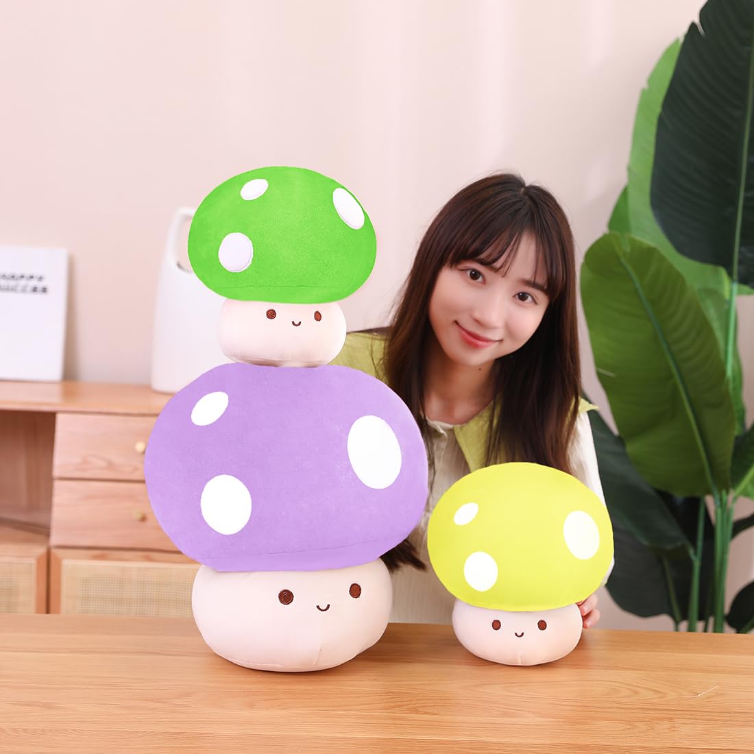 Yeqivo Cute Mushroom Plush Toy, Purple Mushroom Plush Pillow 3D Soft Mushroom Plushie, Mushroom Hugging Plush Pillow Gift for Girls Kids Home Mushroom Decor Christmas Birthday 35cm