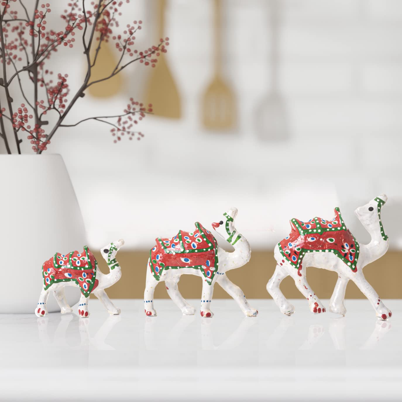 Tarini Gallery Traditional Indian Rajasthani Showpiece Table Home Office Festive Party Decoration Décor & Gifting (White Camel Family Set of 3)