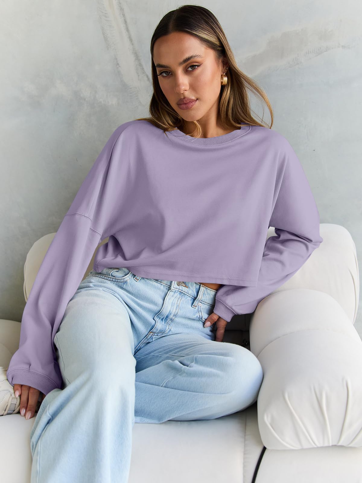 Trendy Queen Cropped Sweatshirts for Women Oversized Crewneck Sweaters Long Sleeve Tops Fall Winter Clothes 2025
