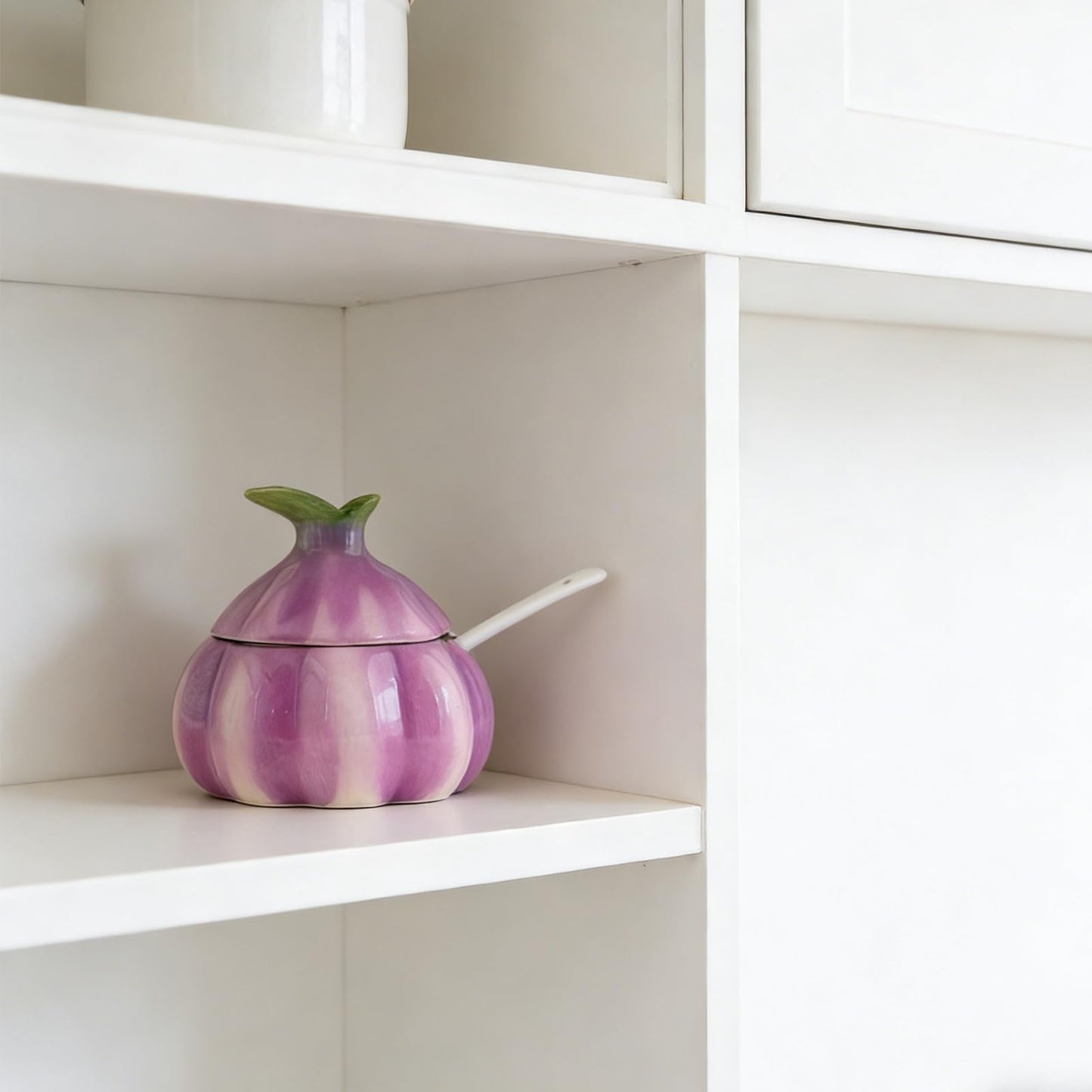 SDYHTS Cute Onion Shaped Ceramic Salt Cellar with Lid and Spoon, Decorative Purple Kitchen Canister for Sugar, Salt, Pepper, and Spices, Farmhouse Kitchen Decor