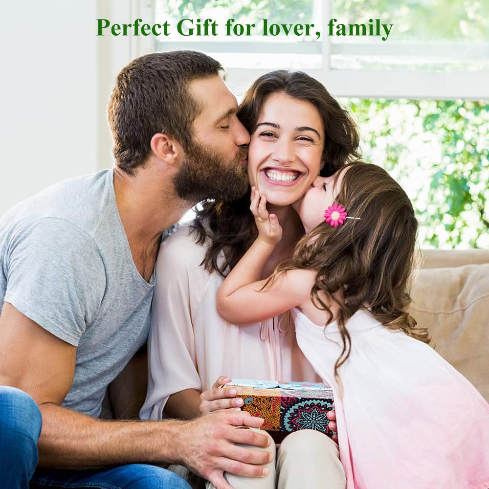 YMing Scented Candles Gifts for Women, 5.65 oz Large Aromatherapy Candles, Scented Candles Gift Set, Real Soy Wax Portable Travel Tin Candle, 4 Pack Metal, Birthday Gifts for her, Christmas