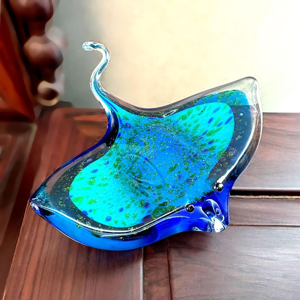 JinShiY Handmade Glass Blown Marine Animal Figurine Glaze Devil's Fish Sculpture Modern Miniature Home Decoration Christmas Kids Gift, Green