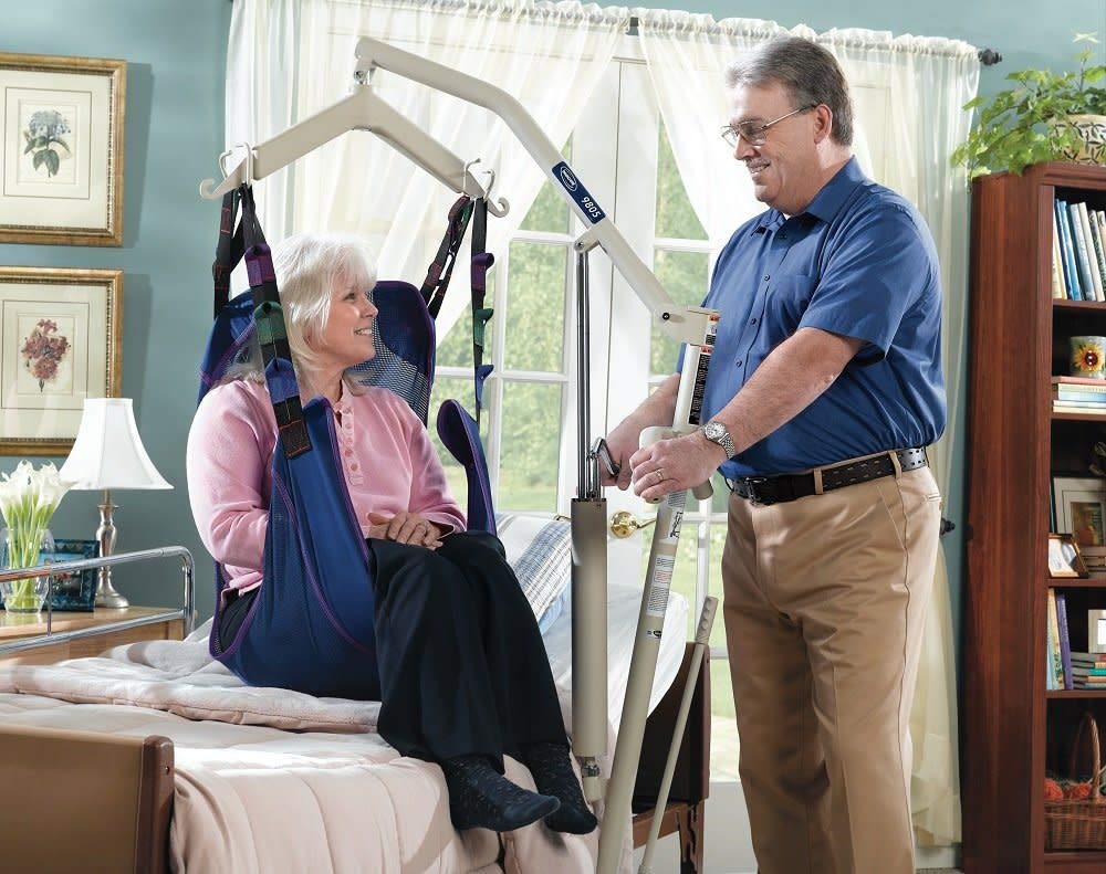 Invacare Painted Hydraulic Lift with Full Body R111 (Large) Mesh Sling | 450 lbs. weight capacity | 9805P model