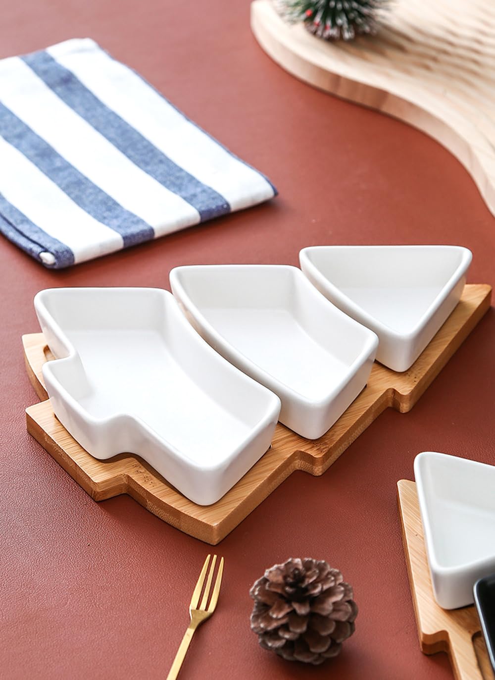 Loticy White Tree Plates Chip & Dip Set, 11 Inches Ceramic Snack Plate with Bamboo Tray, Removable Porcelain Christmas Tree Appetizer Dessert Fruit Salad Saucers Bowl, Cutlery Platter Serving Dish
