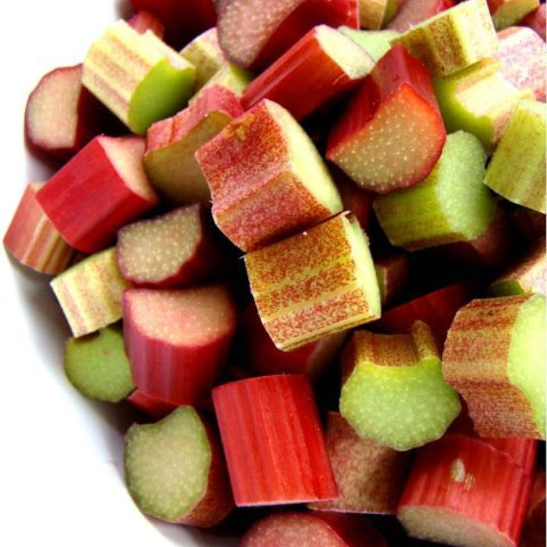 Victoria Rhubarb Plant, Well-Rooted 4-6" Rhubarb Root, Cold-Hardy High Yield Edible Plant for Backyard Rows