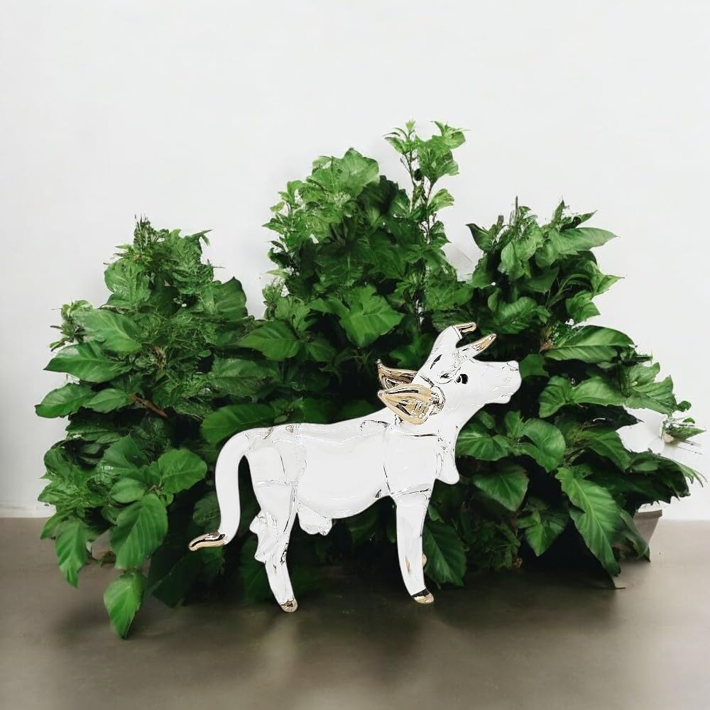 WitnyStore Tiny 2½" Clear Gold Cow Figurine - Miniature Hand Blown Glass Bulls Ox Oxen Bovid Bovine Cattle Farm Animals Small Crystal Decorative Figures Collectible Figurines Home Décor Gifts