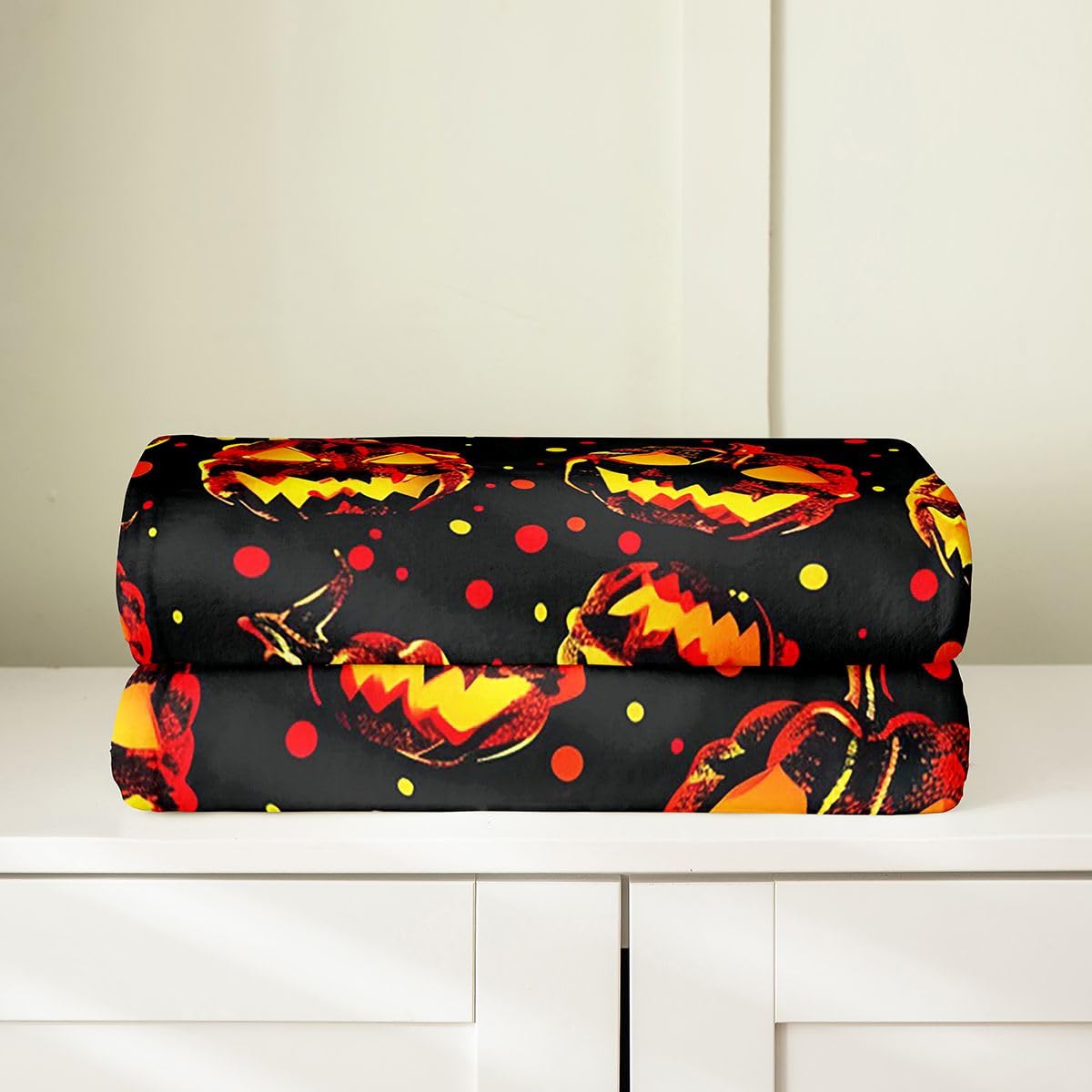 Feelyou Spooky Pumpkin Flannel Blanket Plush Fuzzy Halloween Themed Fleece Throw Blanket for Boys Girls Trick or Treat Plush Lightweight Sofa Throw Throw 50"x60" for Bed Couch Chair Living Room