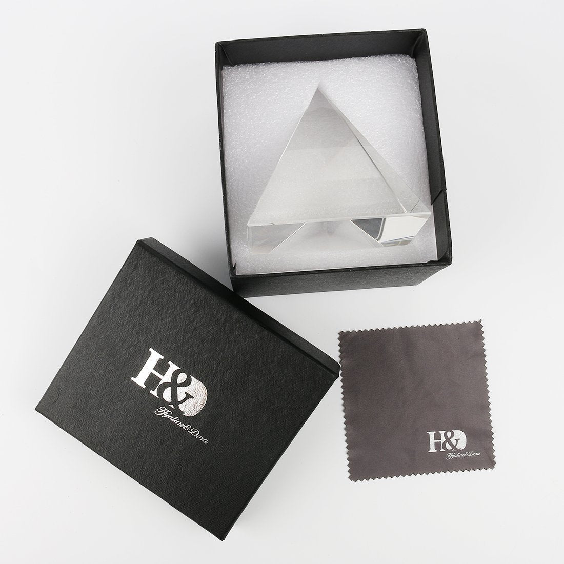 H&D HYALINE & DORA 4.3" H Large Clear Crystal Pyramid Paperweight with Gift Box for Prosperity