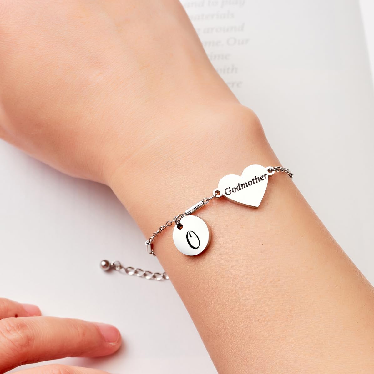 CHENVA Godmother Gifts Initial Bracelet Bangle for Women Gift for Godmother from Goddaughter (Godmother Bracelet O)