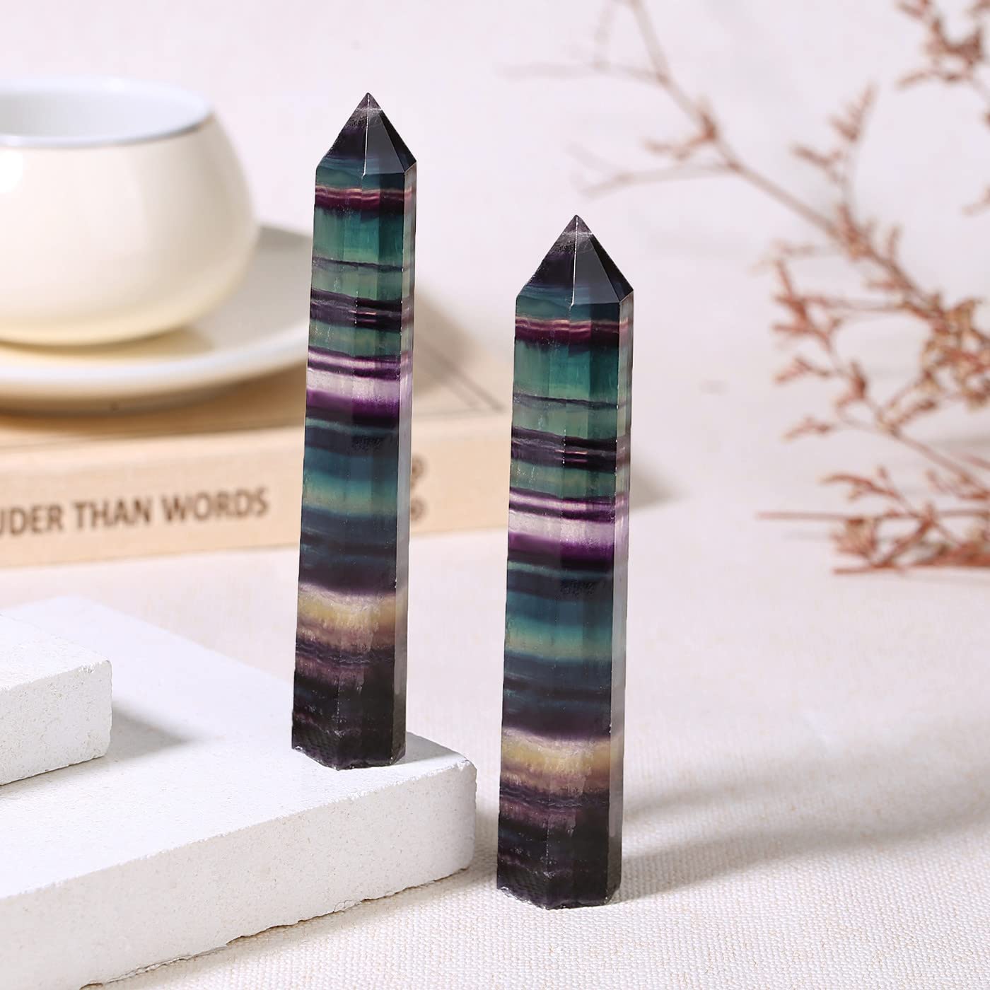 ZHIYUXI 3.7-4" Fluorite Crystal Wand Healing Crystals Tower Gemstones Hexagonal Pointed Crystal Stone Large Crystals Reiki Fluorite Stone Energy Balancing Meditation Therapy Decoration 1 Pc