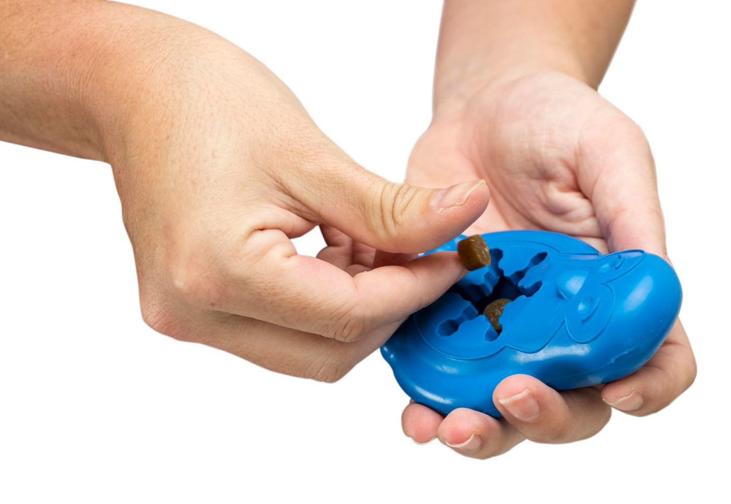 PetSafe Chilly Penguin, Freezable Dog Toy for Small Dogs, Fill and Freeze, Frozen Dog Toy to Fill with Treats, French Vanilla Scented, Interactive Pet Puzzle for Boredom or Separation Anxiety, Small