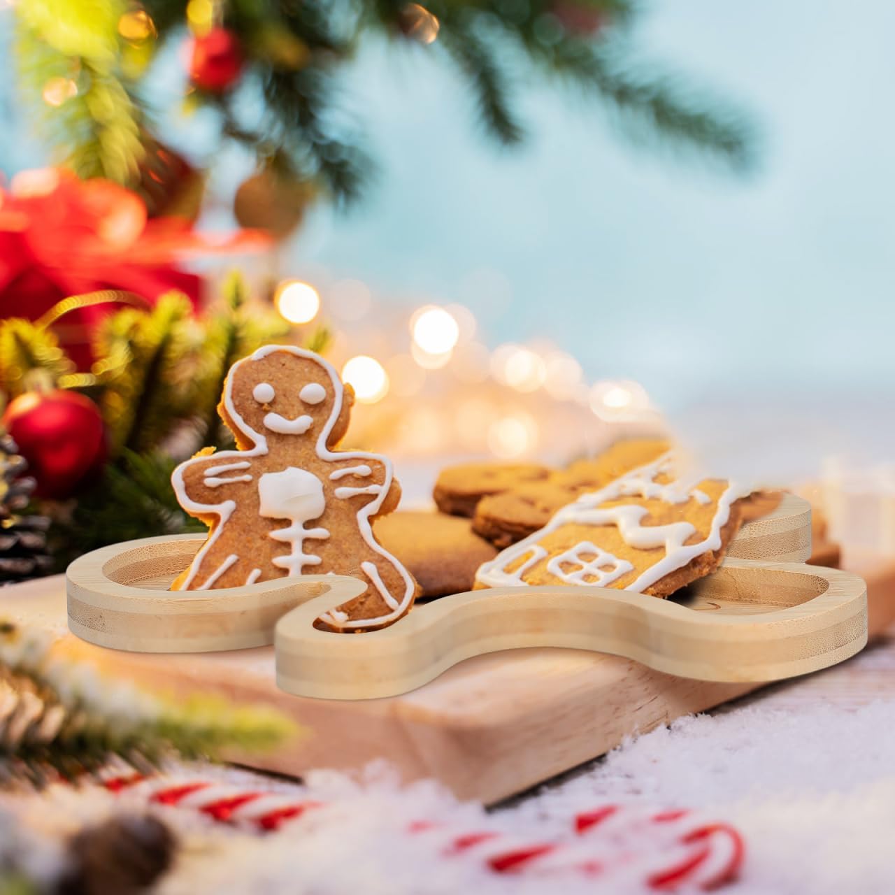 BESTonZON Christmas Charcuterie Board, Bamboo Gingerbread Man Serving Tray Serving Board Fruit Tray, Creative Gingerbread Man Food for Party Supplies, 8.3 * 7.2"