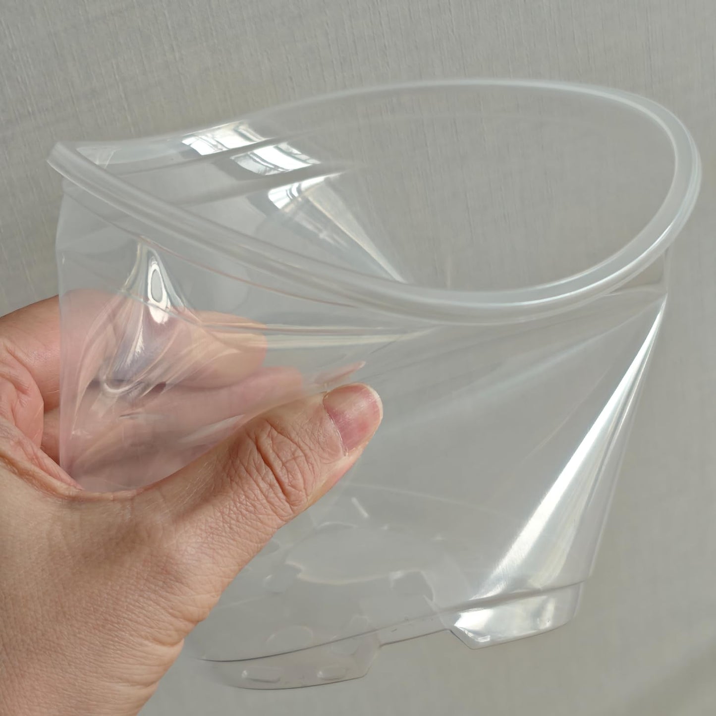 Tuphuv 25 Packs 3/4/5/6/7 Inch Clear Nursery Pots with Drainage Holes & Saucers, Transparent Plastic Plant Pots Variety Pack for Seed Starting, Succulents, Flowers, Herbs, with 25 Plant Labels
