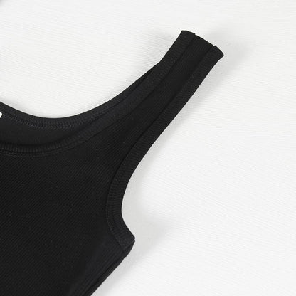 GEMBERA Women's Sleeveless Scoop Neck Ribbed Tank Tops Fitted Basic Cami Tee Shirts(Black,L)