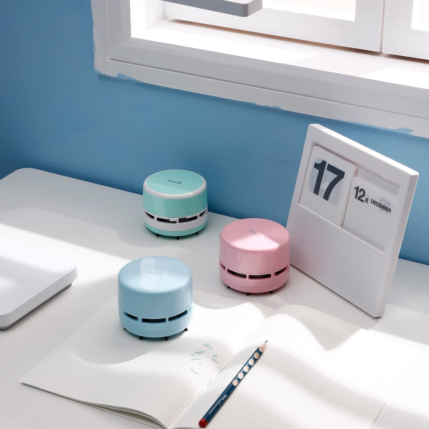 tenwin Mini Vacuum Cleaner, Portable Desktop Vacuum Cordless, Handheld Dust Sweeper Battery Operated, Low Noise and Strong Suction for Home/Office/School/Car/Keyboard(Battery not Include)