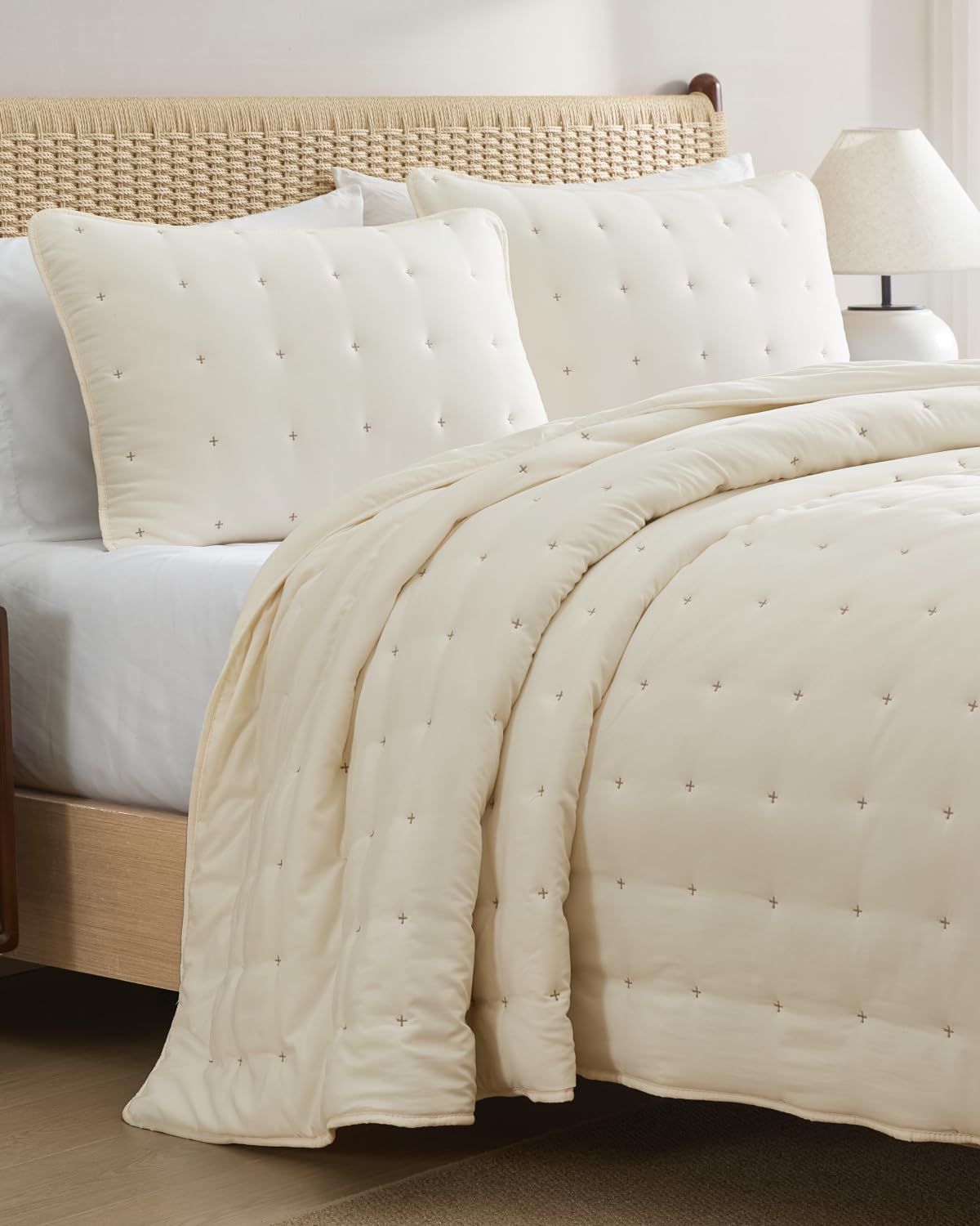 Quilts Queen Size - Bedspread for Queen Size - Lightweight Comforter Set - Quilt Bedding Set for All-Seasons - Ultra Soft, Breathable & Comfy - Summer Coverlet with 2 Pillow Shams - 90" x 96", Cream